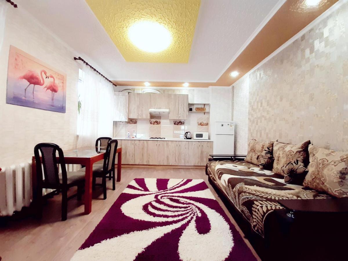 Appartement Шевченко 1 à Kropyvnytsky Extérieur photo